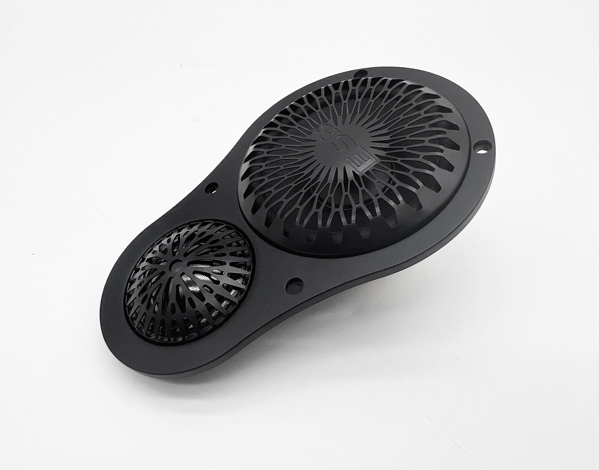 ESB Audio 4.UMA takanäkymä, neodyymimagneetit ja ABS-kaksoisrunko