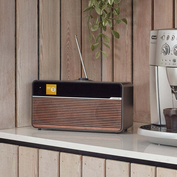Ruark Audio R2 MK4 Table Radio