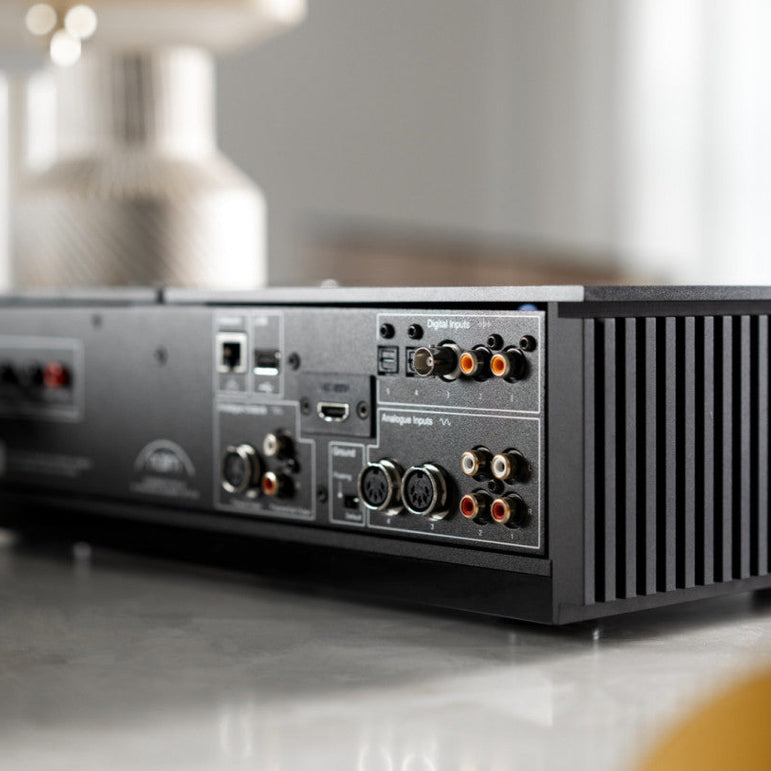 Naim Uniti Nova PE verkkovahvistin