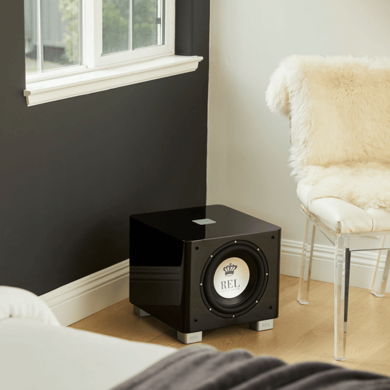 REL T/7x aktiivinen subwoofer | Hifikaupat.fi
