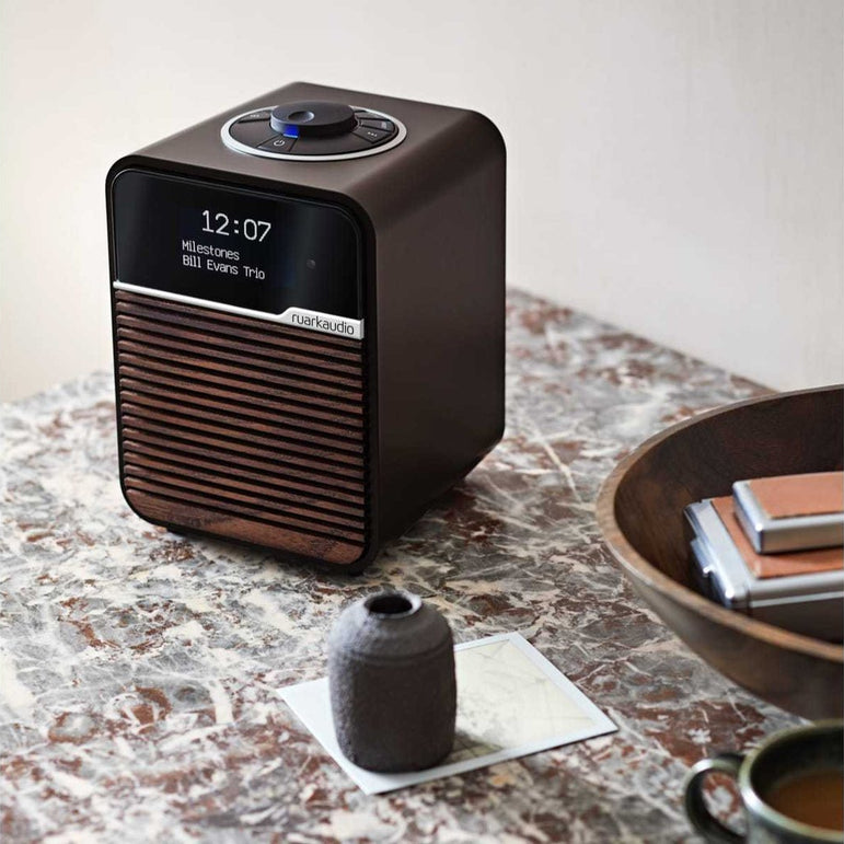 Ruark Audio R1 Deluxe Bluetooth radio | Hifikaupat.fi